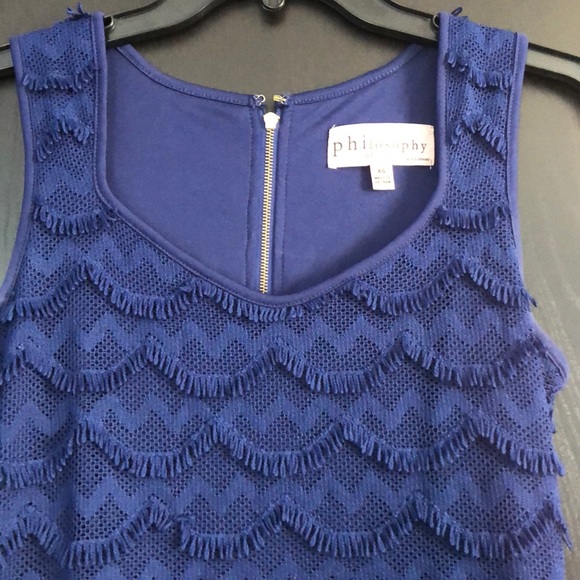 Beautiful dress - Picture 2 of 4